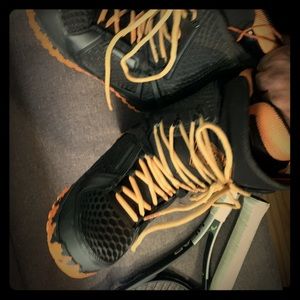 SnowbOard boots and mitts